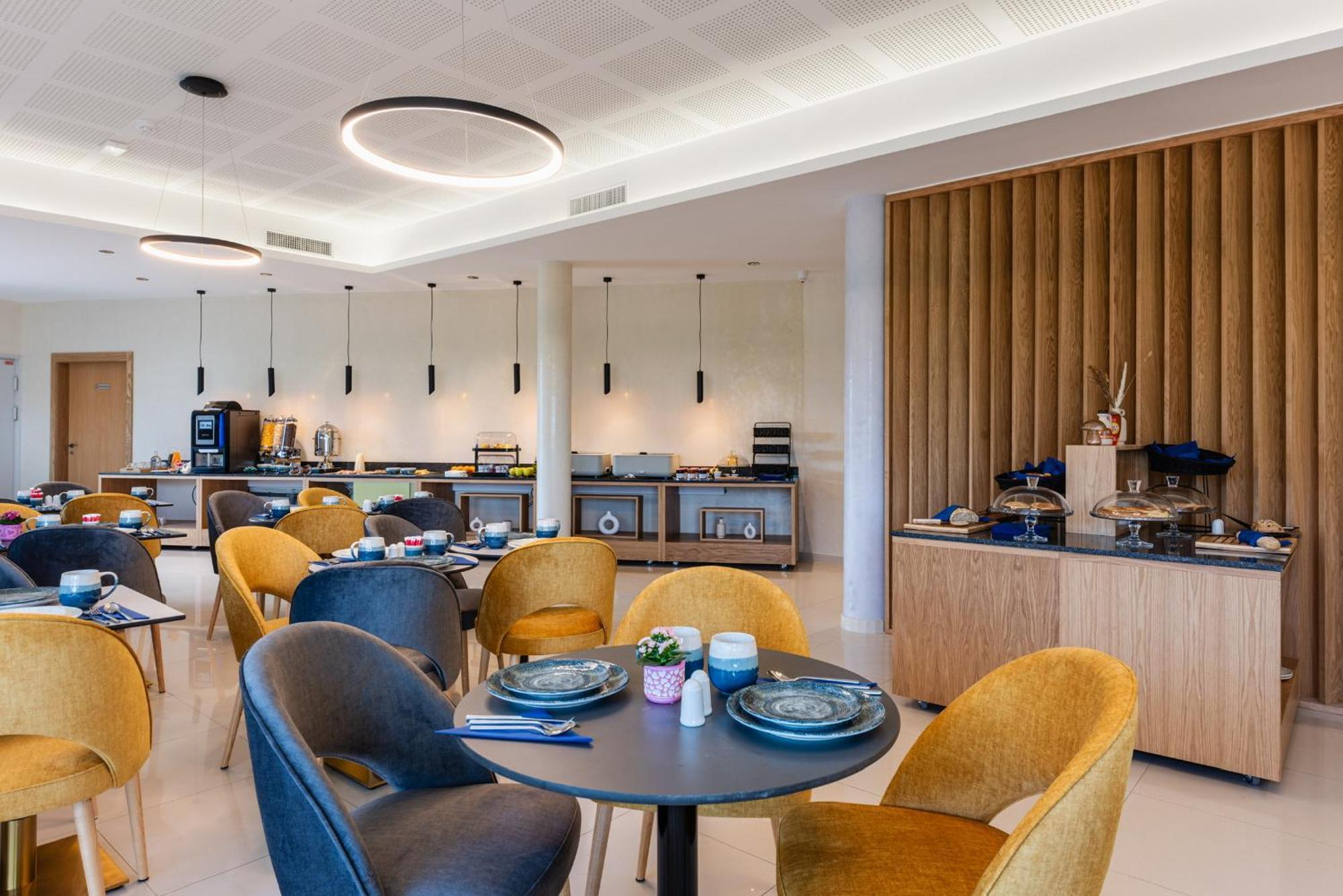 Brit Hotel Privilege Paris Роні-су-Буа Екстер'єр фото
