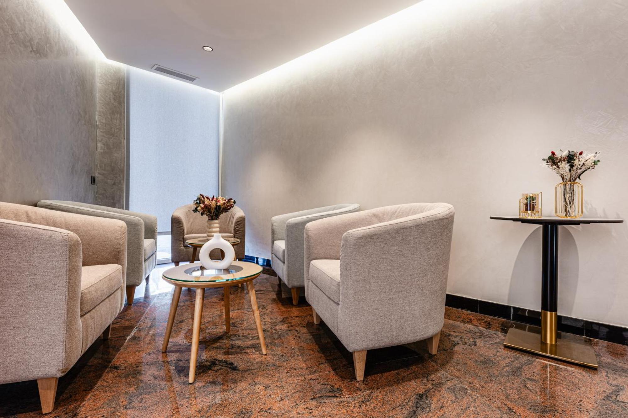 Brit Hotel Privilege Paris Роні-су-Буа Екстер'єр фото